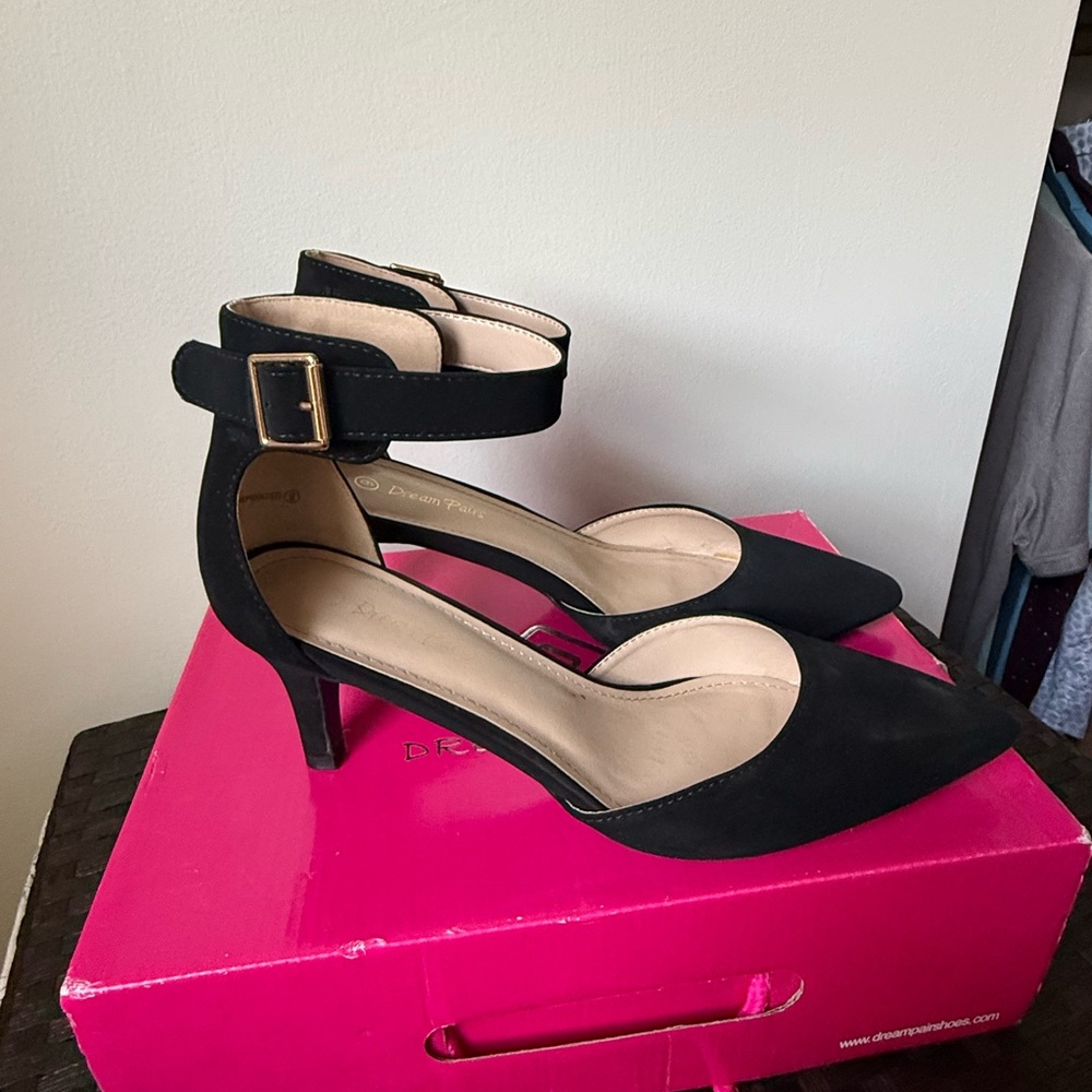 Dream Pairs Black Ankle Strap Heels